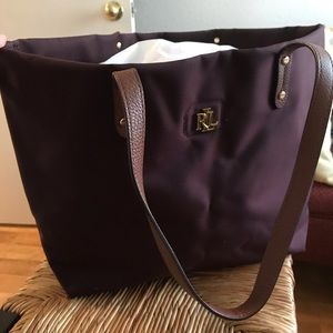 Burgundy shoulder purse